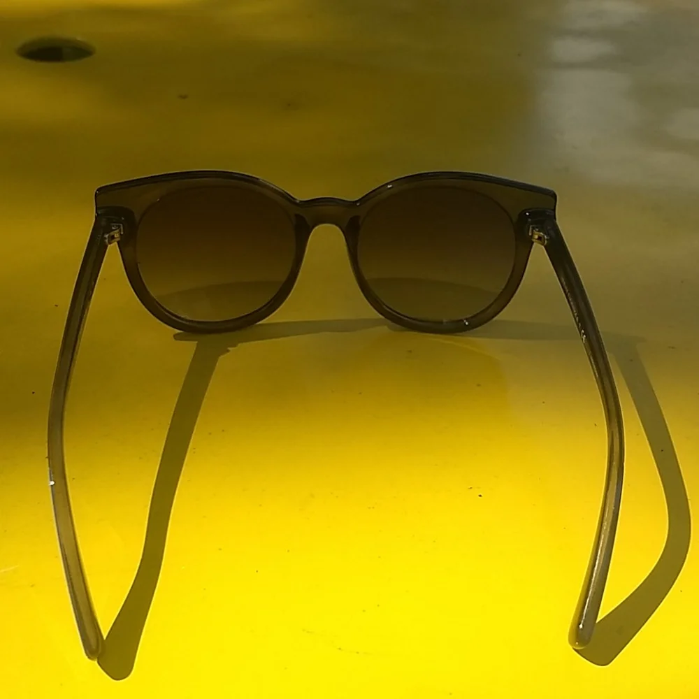Armani Exchange sunnies NWOT +NWT case